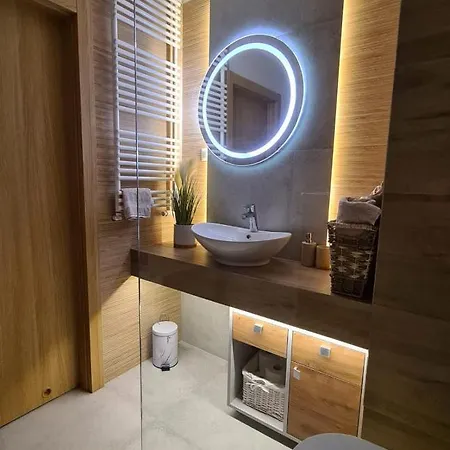 Malta Delux Apartment, Free Parking, Self Check-in 24h, Air-conditioning 波兹南